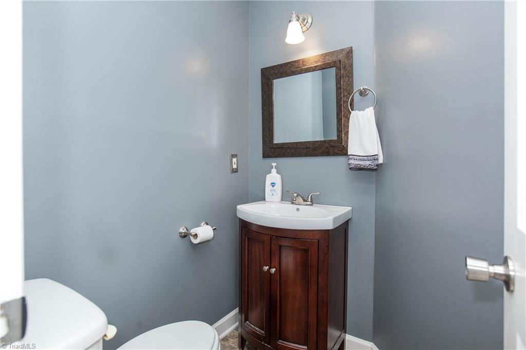 4875 Lance Ridge Lane Winston-Salem, NC 27127 - Photo 15 of 36