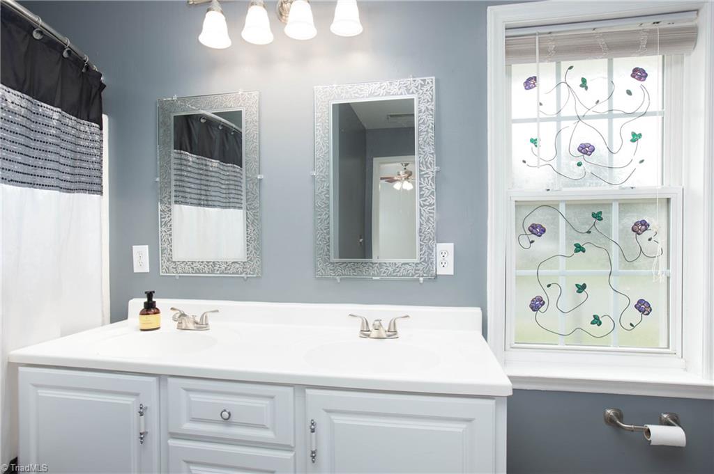 4875 Lance Ridge Lane Winston-Salem, NC 27127 - Photo 19 of 36