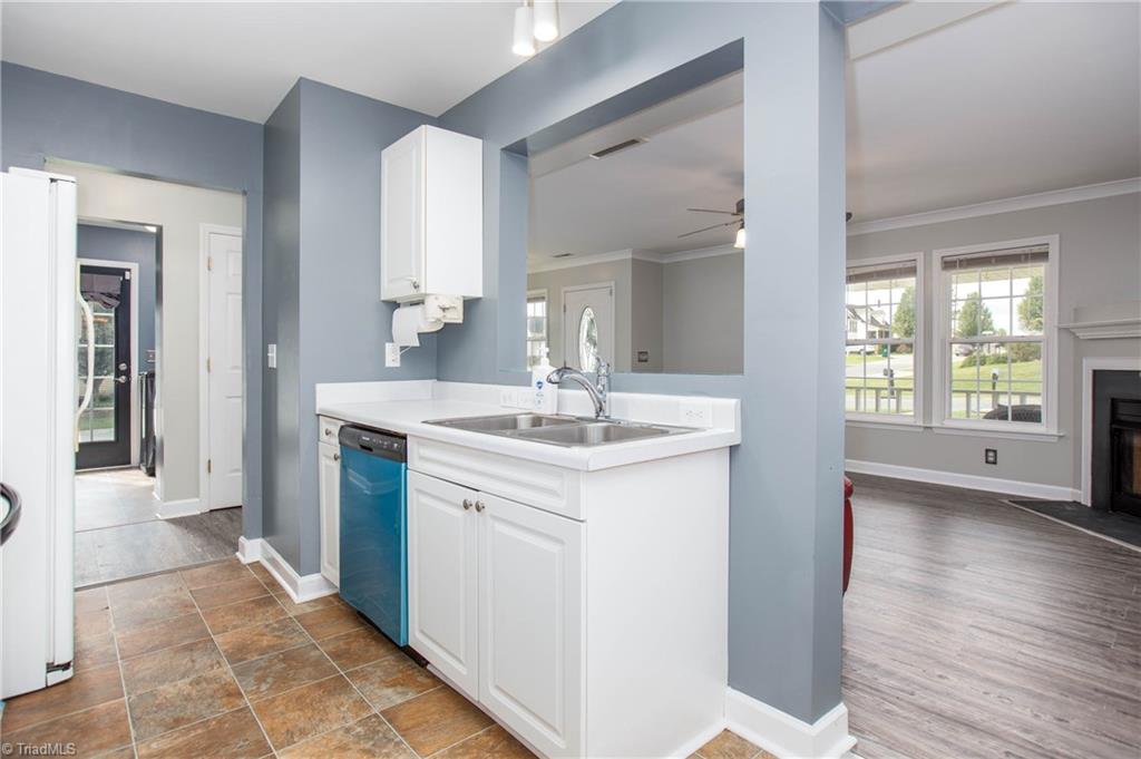 4875 Lance Ridge Lane Winston-Salem, NC 27127 - Photo 6 of 36