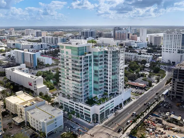 $4,150,000 | 540 North Tamiami Trail, Unit 1503, Sarasota, FL 34236