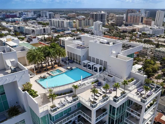 $4,150,000 | 540 North Tamiami Trail, Unit 1503, Sarasota, FL 34236