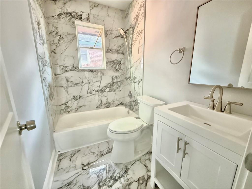 554 Lawton Street Southwest Atlanta, GA 30310 - Photo 8 of 9