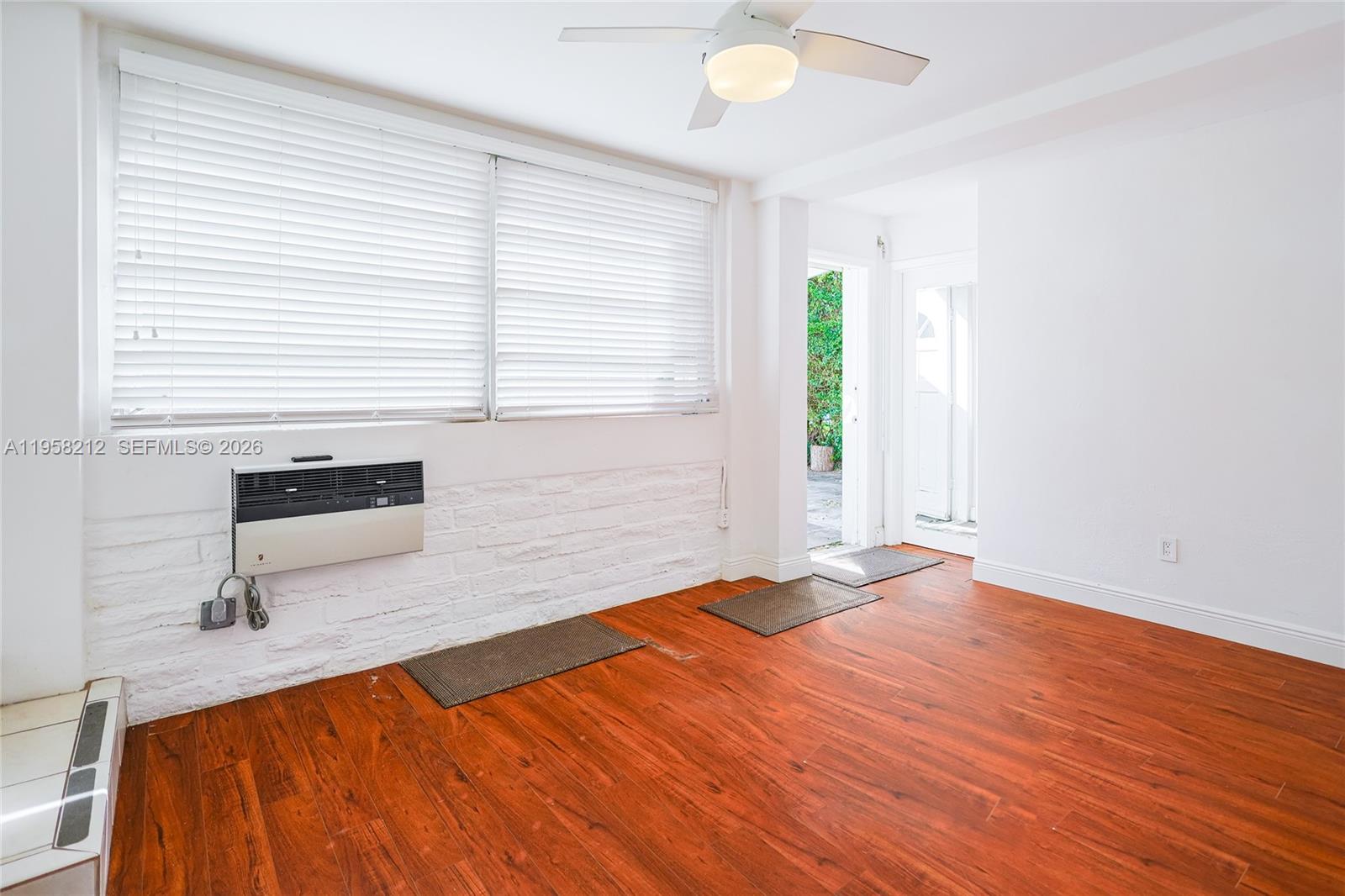 6130 Southwest 46th Terrace Miami, FL 33155 - Photo 16 of 36