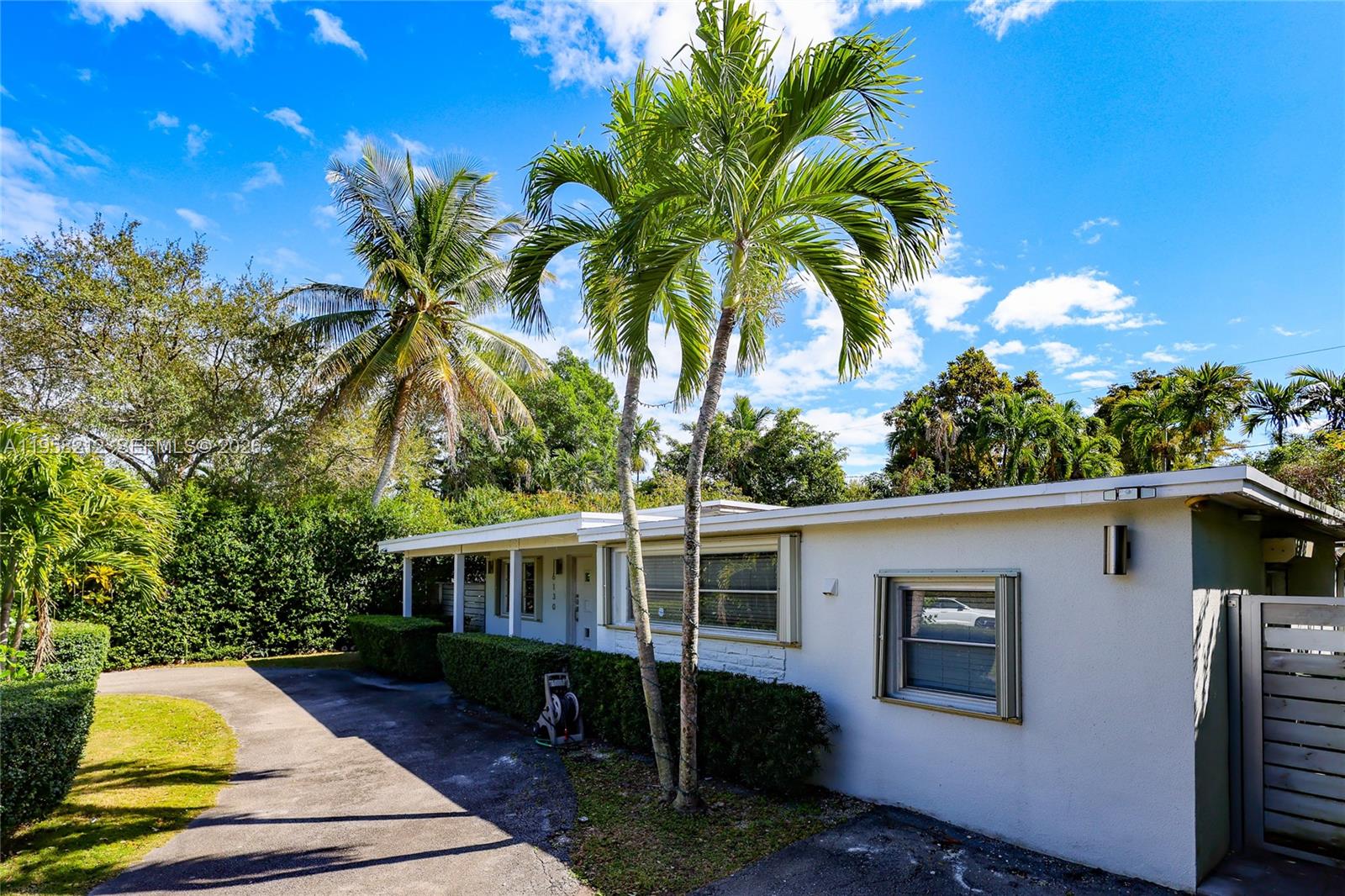 6130 Southwest 46th Terrace Miami, FL 33155 - Photo 2 of 36