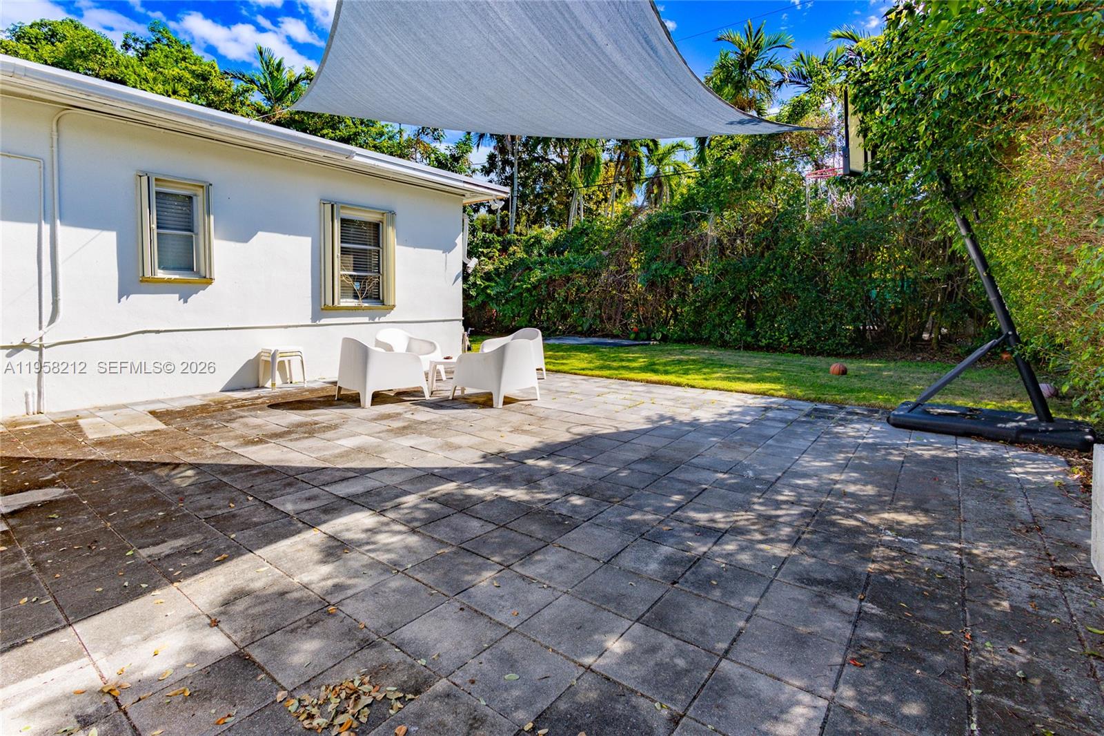 6130 Southwest 46th Terrace Miami, FL 33155 - Photo 32 of 36