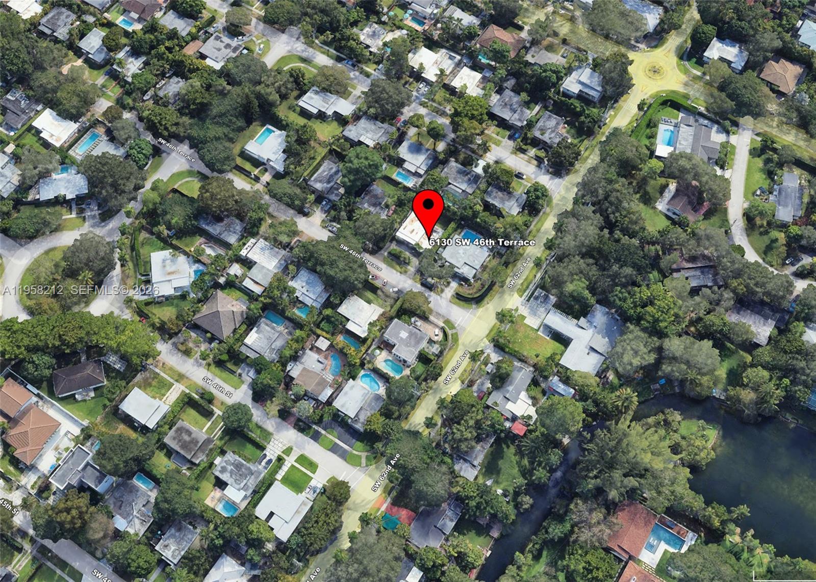 6130 Southwest 46th Terrace Miami, FL 33155 - Photo 35 of 36