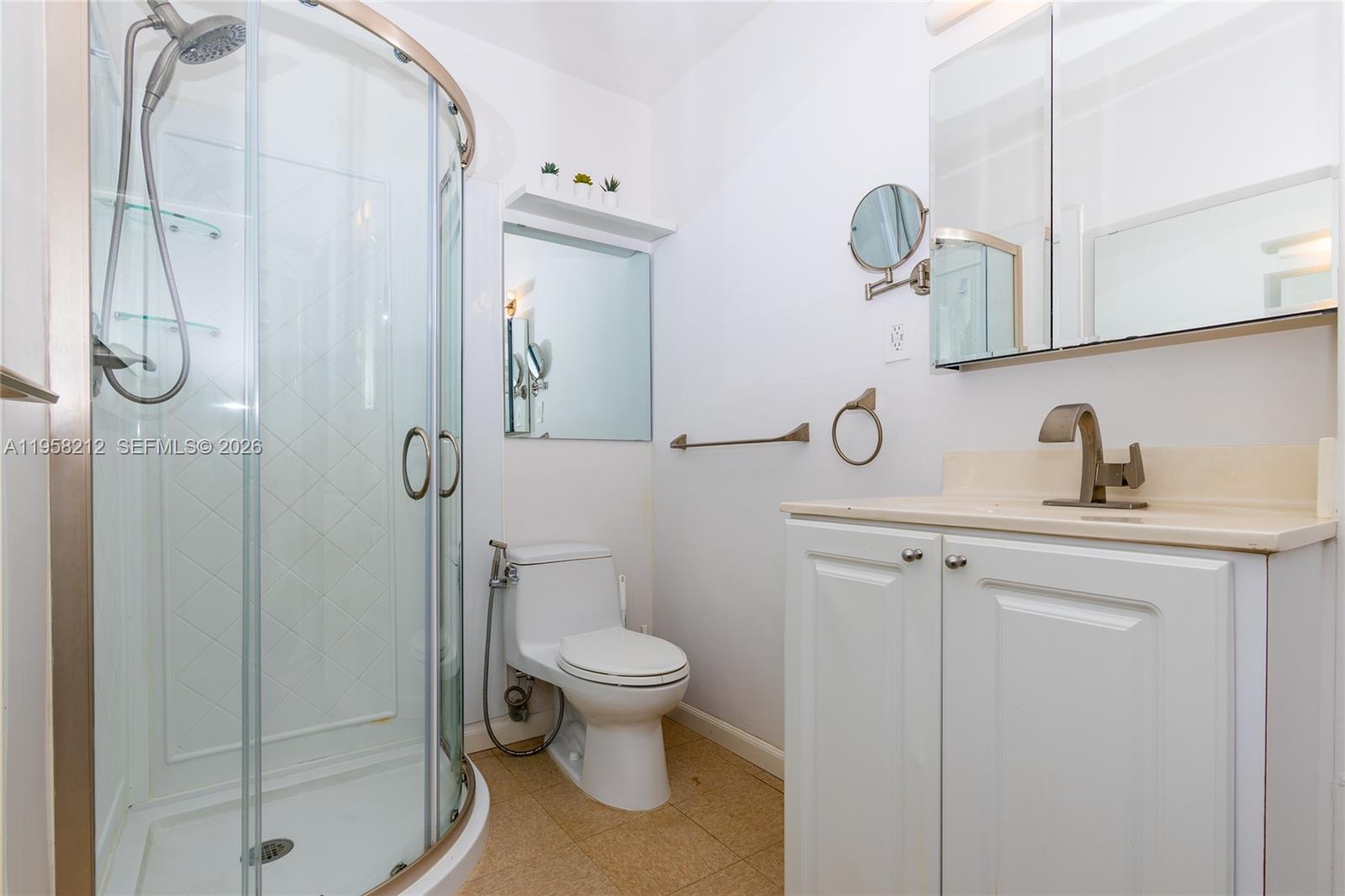 6130 Southwest 46th Terrace Miami, FL 33155 - Photo 6 of 36