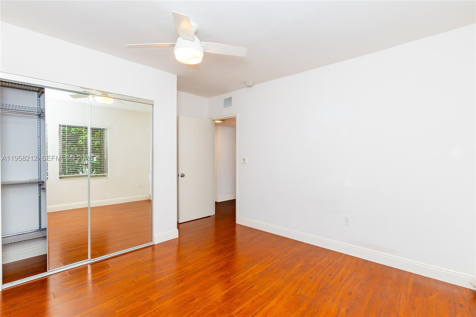 6130 Southwest 46th Terrace Miami, FL 33155 - Photo 10 of 36