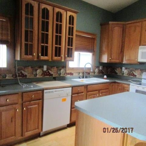 543 Mellon Avenue Rochester, PA 15074 - Photo 3 of 18 kitchen