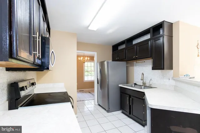 $435,000 | 3503 Lancaster Ring Road, Fredericksburg, VA 22408