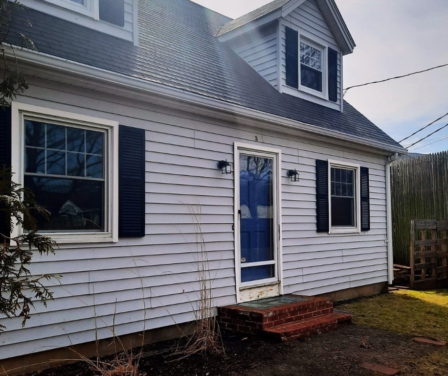 3 Chippewa Drive, Wareham, MA 02532 Compass