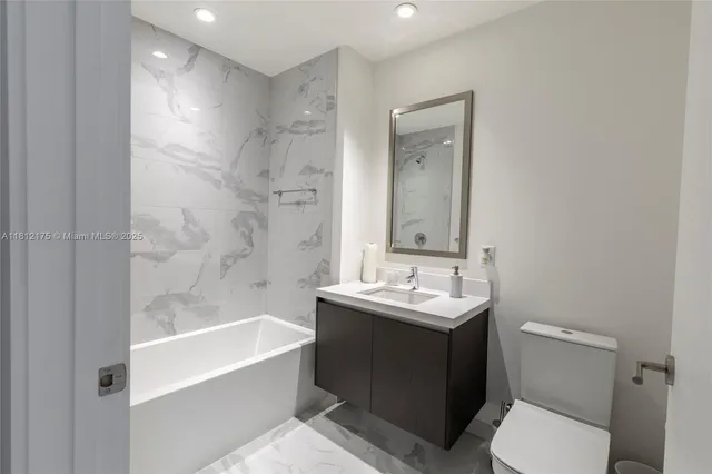 $650,000 | 851 Northeast 1st Avenue, Unit 4410, Miami, FL 33132