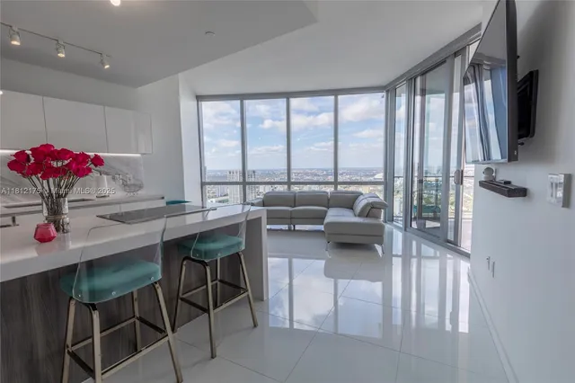 $650,000 | 851 Northeast 1st Avenue, Unit 4410, Miami, FL 33132
