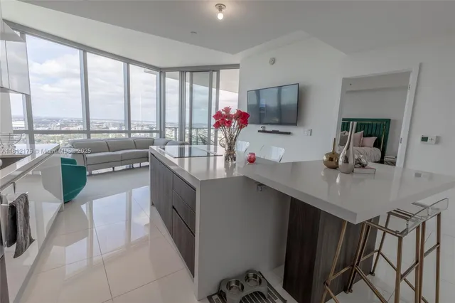 $650,000 | 851 Northeast 1st Avenue, Unit 4410, Miami, FL 33132
