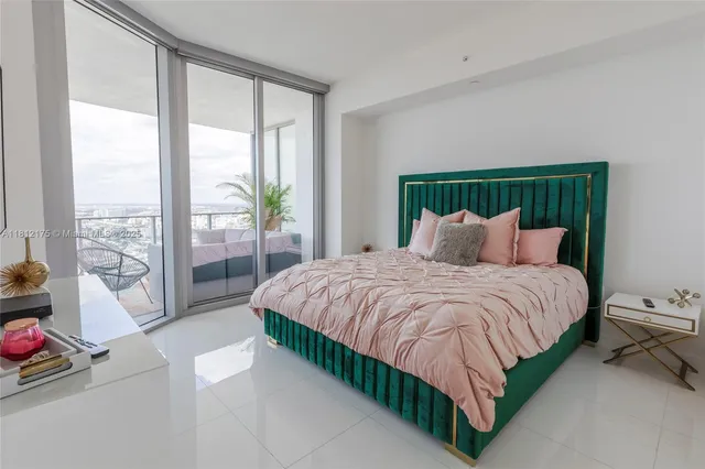 $650,000 | 851 Northeast 1st Avenue, Unit 4410, Miami, FL 33132