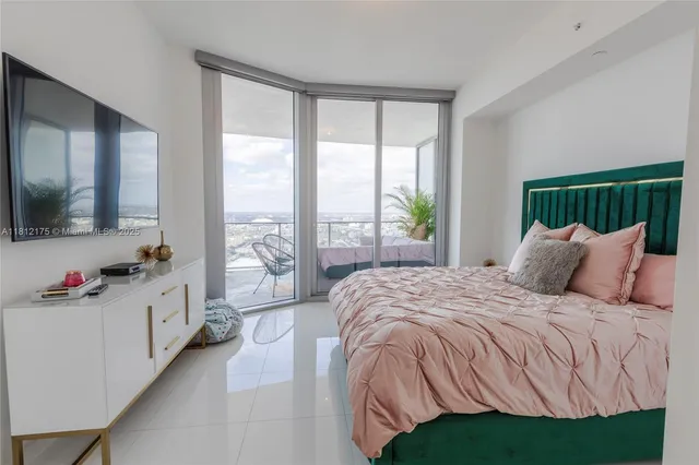 $650,000 | 851 Northeast 1st Avenue, Unit 4410, Miami, FL 33132