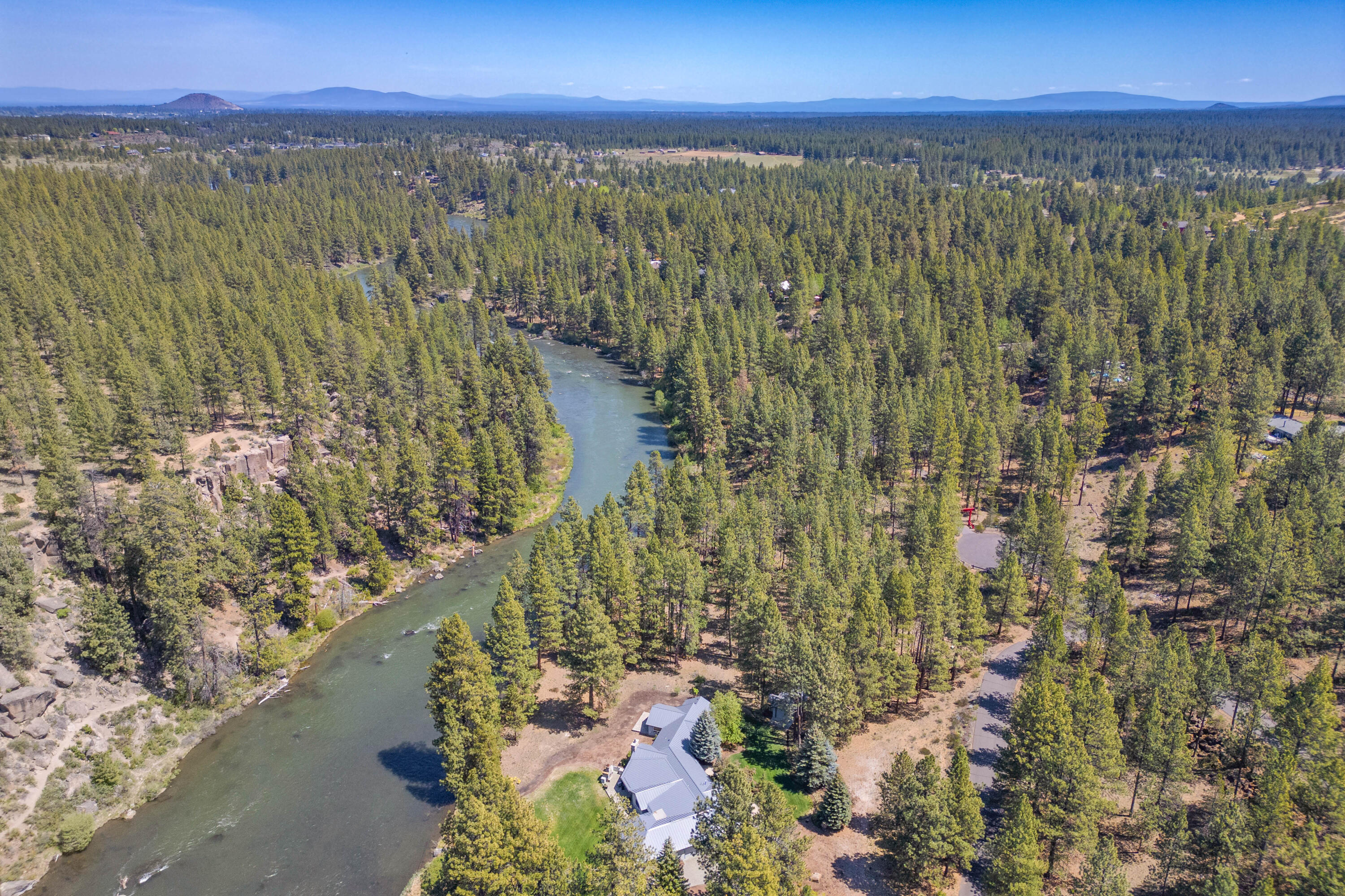 18880 Baker Road Bend, OR 97702 - Photo 20 of 70 a view of a city with an ocean view