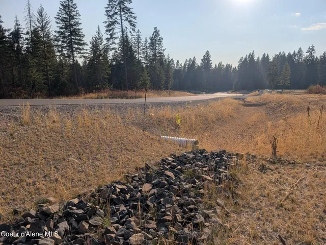 $1,550,000 | 3 And Lots 1 2 4 & 5 Wendland Way, Spirit Lake, ID 83869