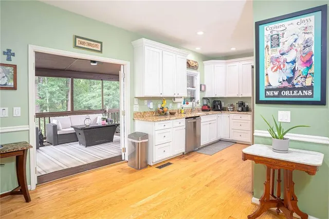 $899,000 | 5060 Magnolia Walk, Roswell, GA 30075