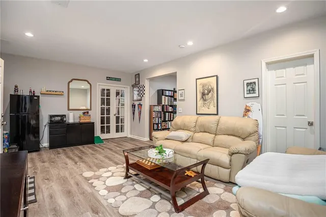 $899,000 | 5060 Magnolia Walk, Roswell, GA 30075