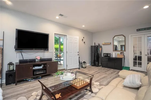 $899,000 | 5060 Magnolia Walk, Roswell, GA 30075