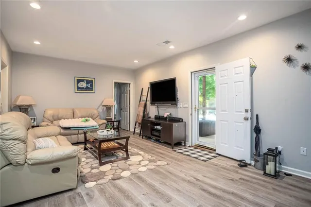 $899,000 | 5060 Magnolia Walk, Roswell, GA 30075