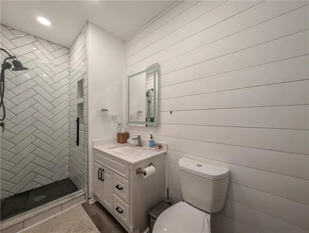 $899,000 | 5060 Magnolia Walk, Roswell, GA 30075