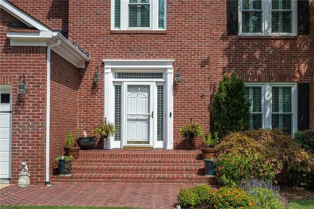 $899,000 | 5060 Magnolia Walk, Roswell, GA 30075