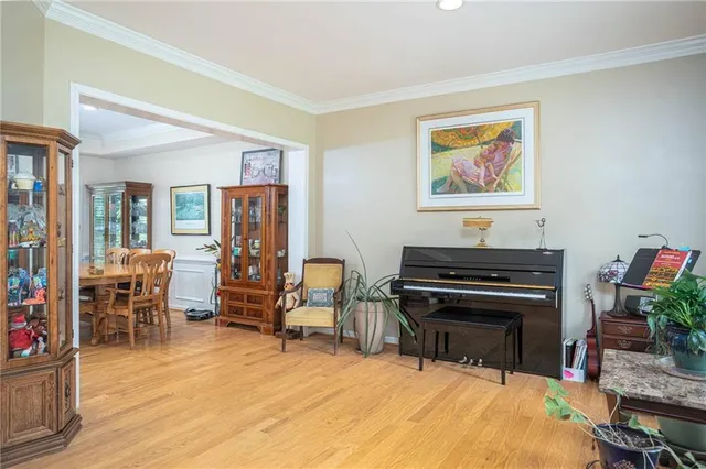 $899,000 | 5060 Magnolia Walk, Roswell, GA 30075