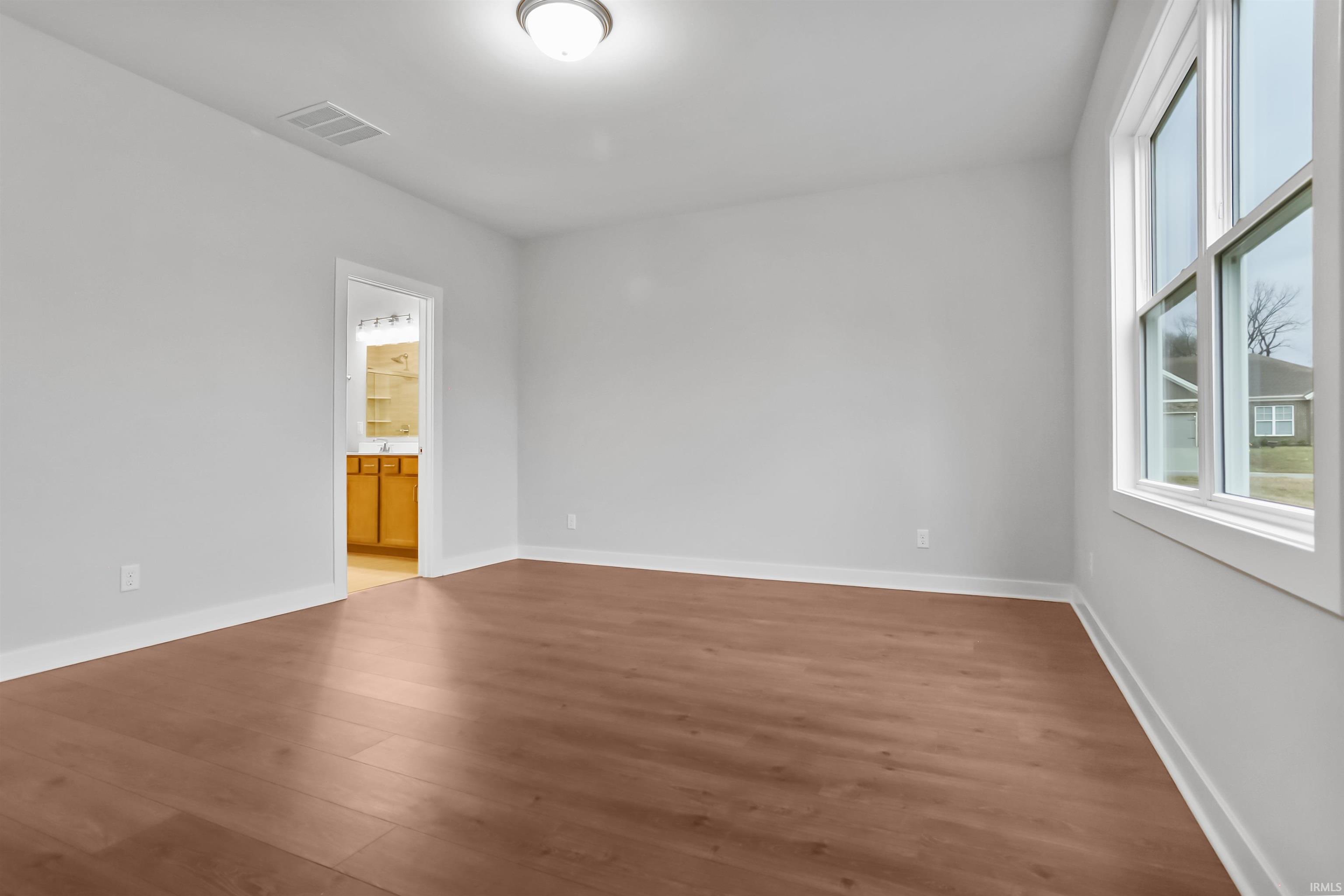 2646 Marycrest Drive Evansville, IN 47712 - Photo 13 of 36