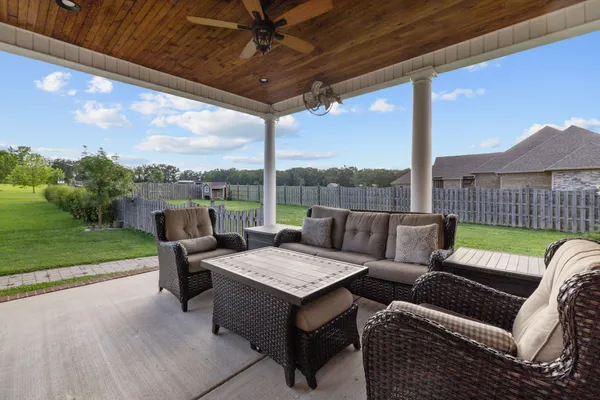 $849,000 | 251 Old Shelbyville Highway, Tullahoma, TN 37388