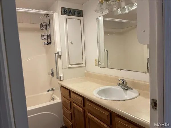 $129,000 | 104 Aztec Street, Piedmont, MO 63957