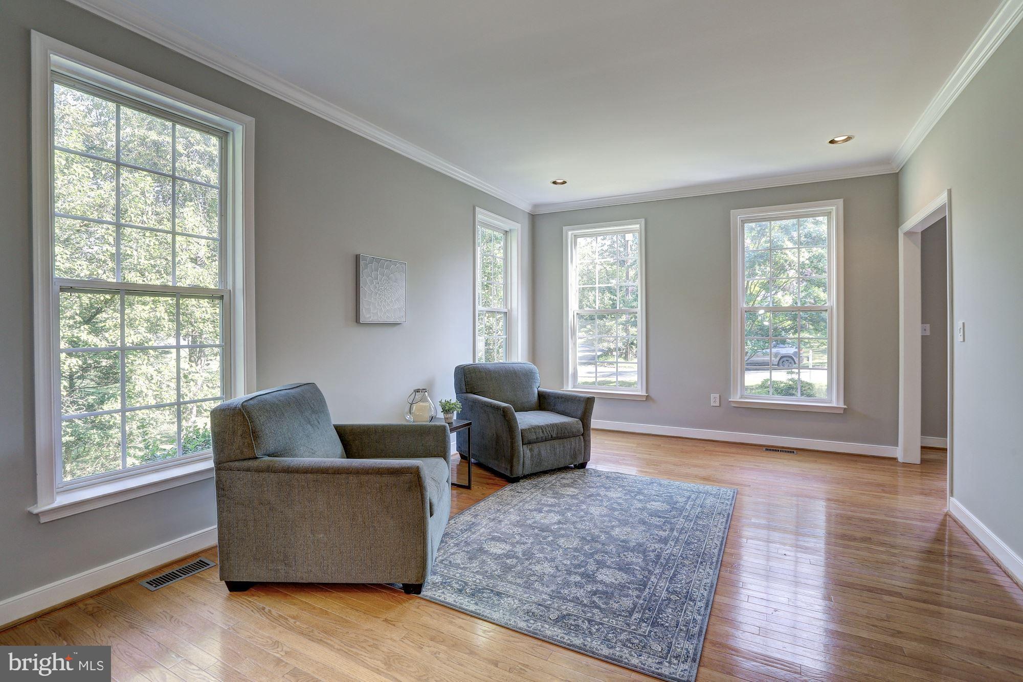 10234 Parkman Road Silver Spring, MD 20903 - Photo 7 of 33 Entertain or relax in your spacious living room