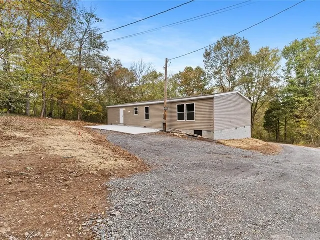 $379,900 | 424 Hiwassee Road, Lebanon, TN 37087