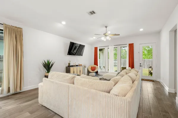 $2,600 | 17311 Merigold Hts Drive, Conroe, TX 77302