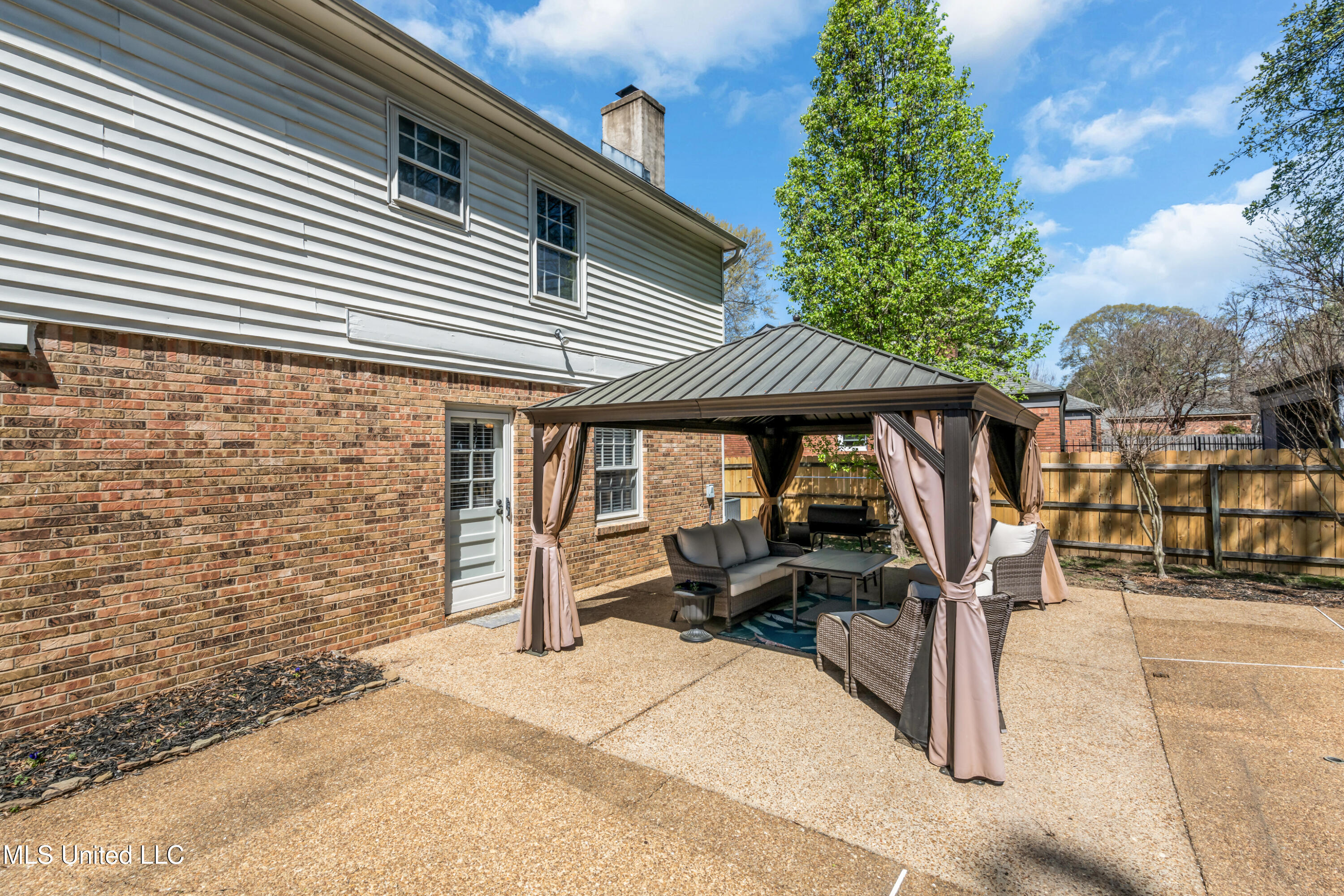 1826 Brierbrook Road Germantown, TN 38138 - Photo 31 of 37 1826 Brierbrook-7