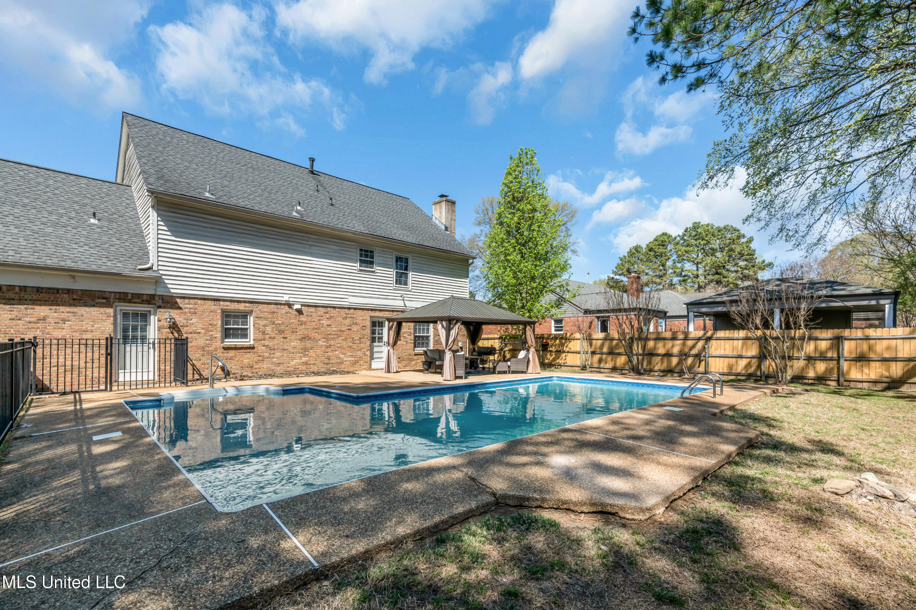 1826 Brierbrook Road Germantown, TN 38138 - Photo 36 of 37 1826 Brierbrook-3