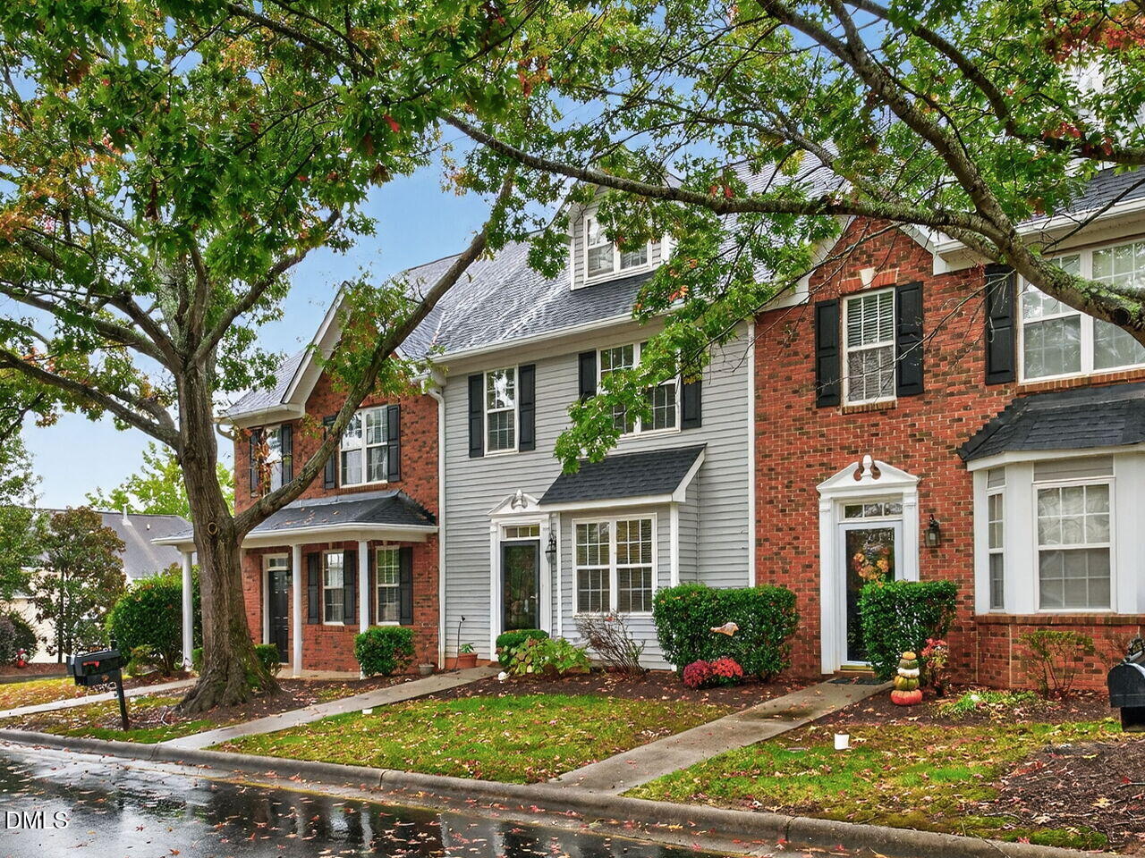2658 Garden Knoll Lane Raleigh, NC 27614 - Photo 29 of 30 002-1280x960-front