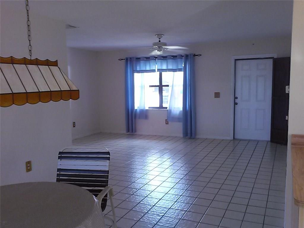 10665 Emperor Street Boca Raton, FL 33428 - Photo 3 of 25 Photo 3