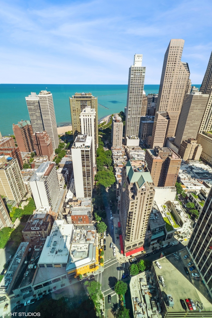 1030 North State Street, Unit 44E Chicago, IL 60610 - Photo 18 of 22