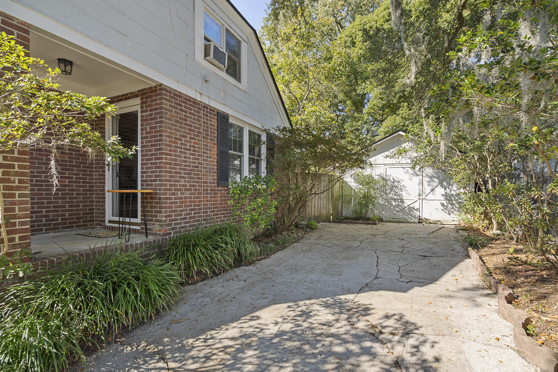 75 Colleton Drive Charleston, SC 29407 - Photo 2 of 18 sdh03358