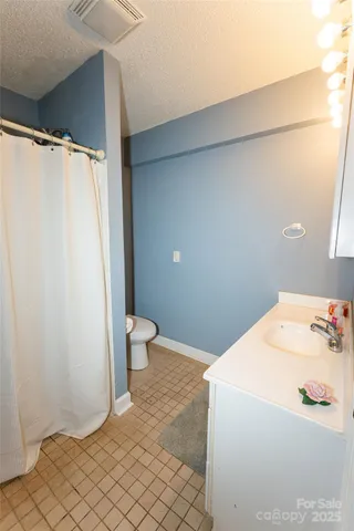 $615,000 | 125 Southwood Park Road, Mooresville, NC 28117