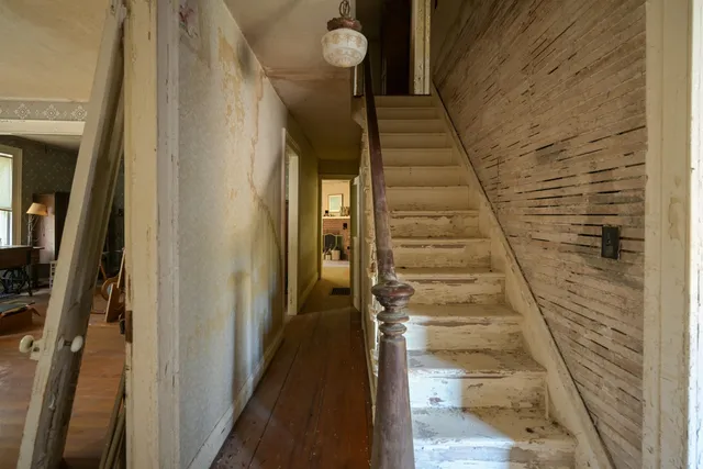 $499,000 | 29 Middle Seymour Street, Middlebury, VT 05753