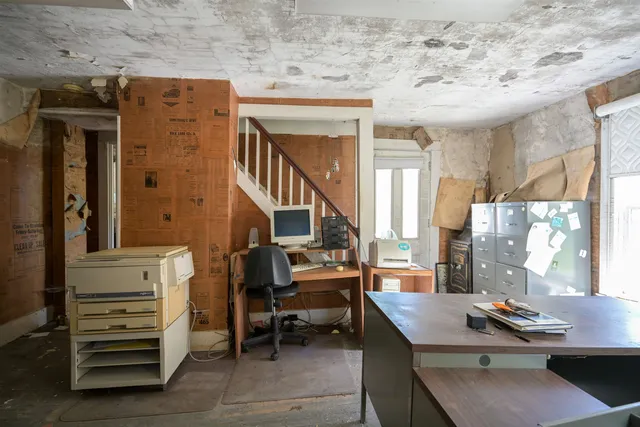 $499,000 | 29 Middle Seymour Street, Middlebury, VT 05753