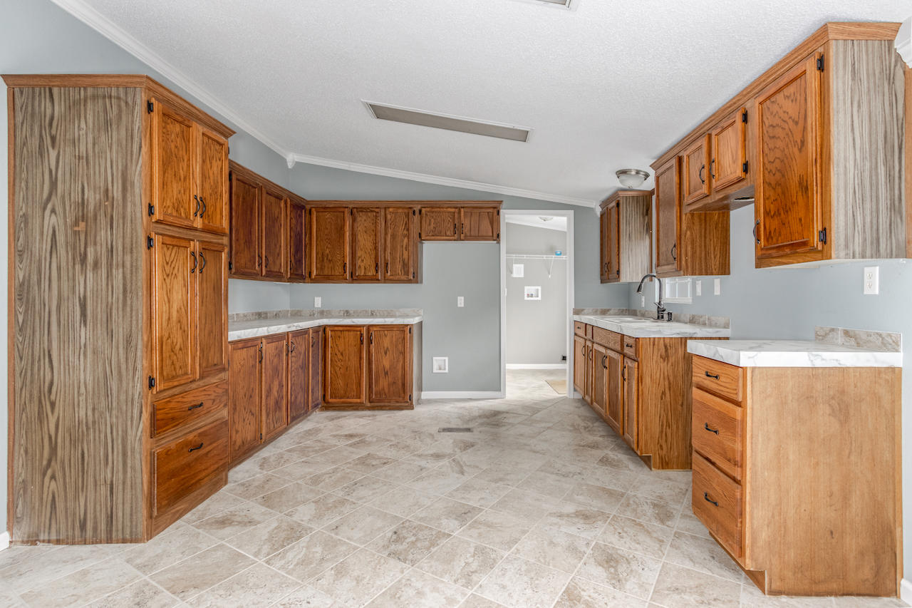 3409 Copper Ridge Road Morristown, TN 37814 - Photo 21 of 27 Interior-6