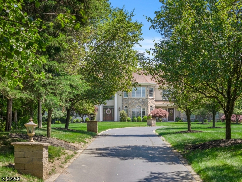 237 Zion Road Hillsborough, NJ 08844 - Photo 4 of 50