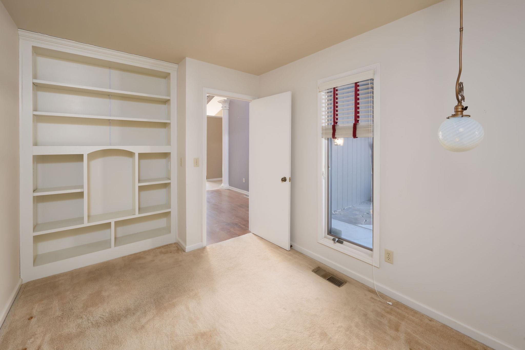 9536 Ledgewood Court Fort Wayne, IN 46804 - Photo 16 of 36