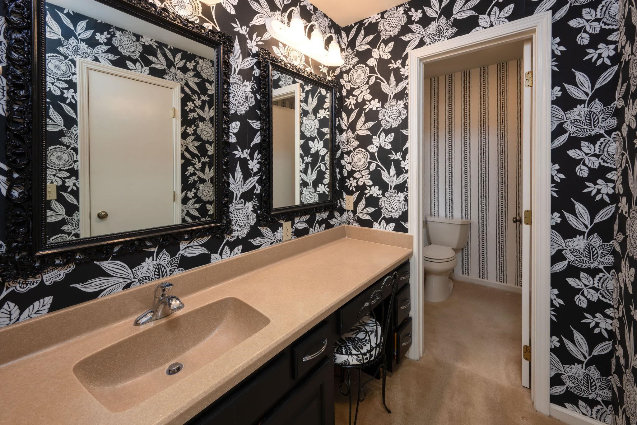 9536 Ledgewood Court Fort Wayne, IN 46804 - Photo 19 of 36