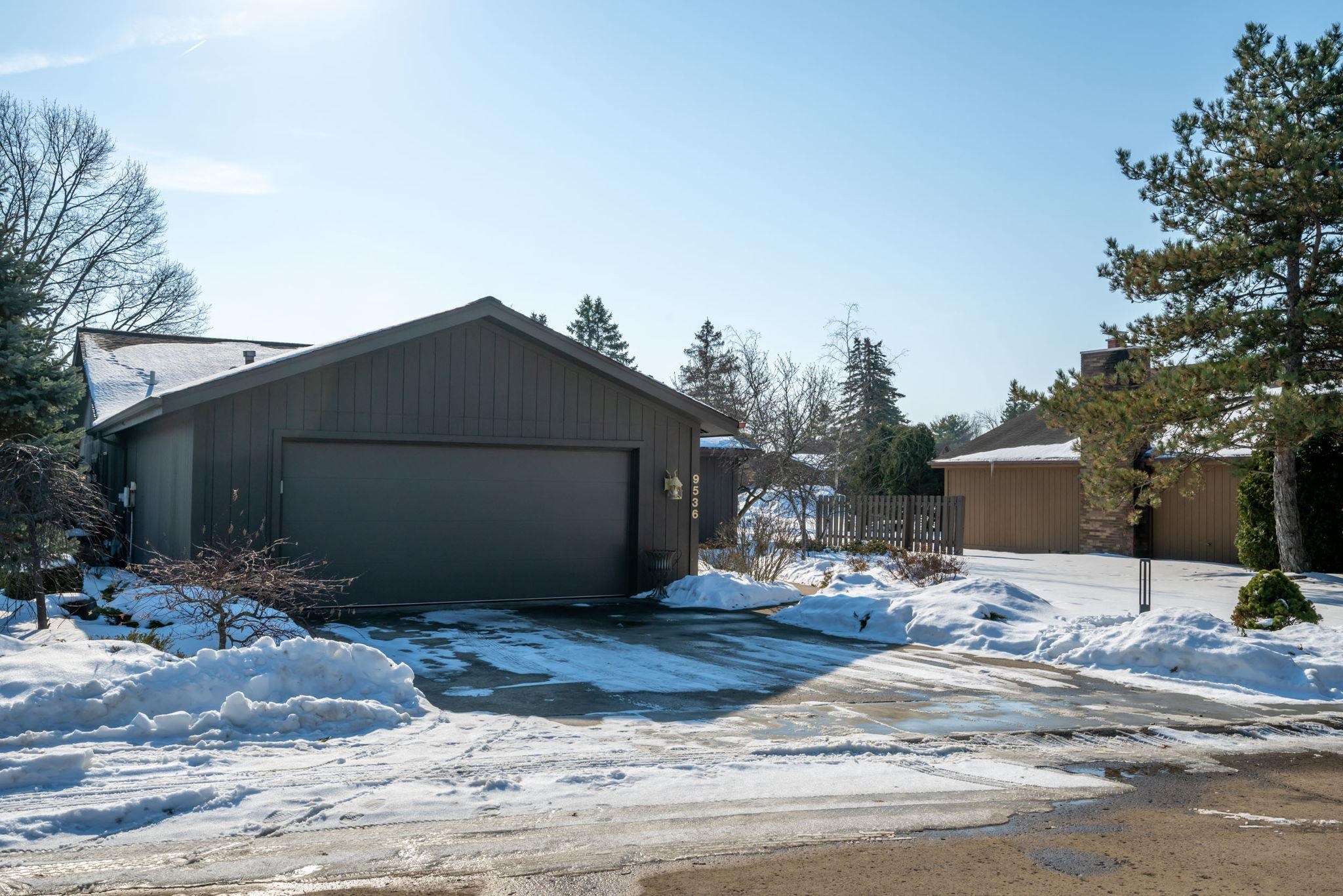9536 Ledgewood Court Fort Wayne, IN 46804 - Photo 23 of 36