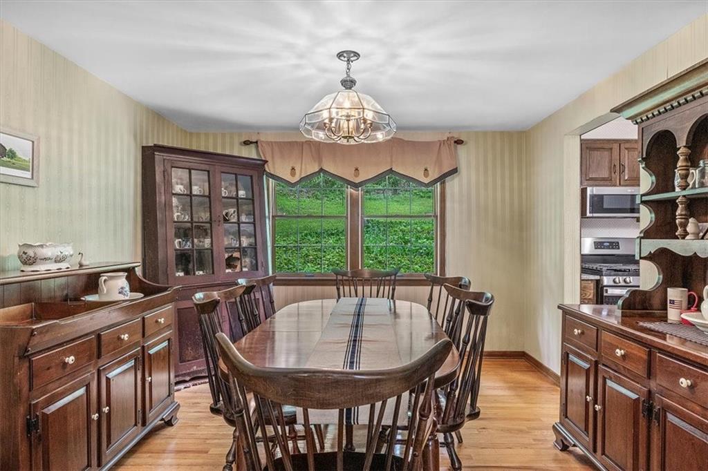1744 Fox Chapel Road Pittsburgh, PA 15238 - Photo 6 of 25 Gallery Image 6